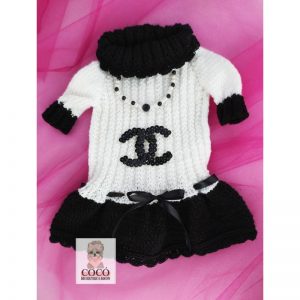 Vestido blanco y negro
